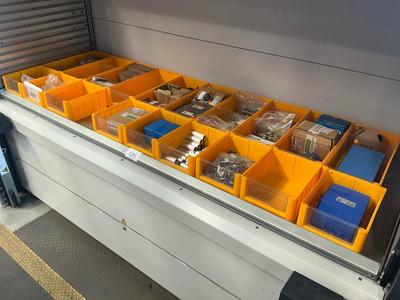 Imagen general de various fastening material