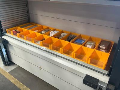 Imagen general de various fastening material