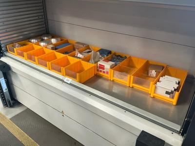 Imagen general de various fastening material