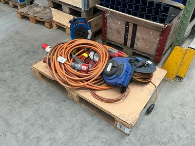 Overview picture of Extension cords