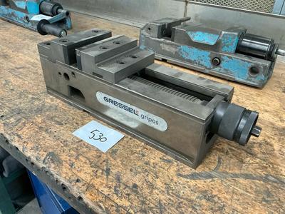Overview picture of Gressel Gripos hydraulic vice