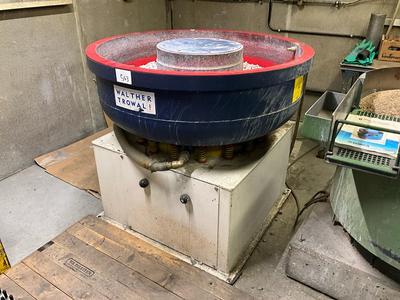 Overview picture of 2017 Walther Trowal GM 305 Polishing-deburring machine