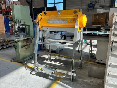Overview picture of FMG BG 20/40 lifting device