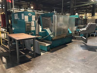 Overzichtsfoto van 1983 OMV FAS 4 CNC freesmachine