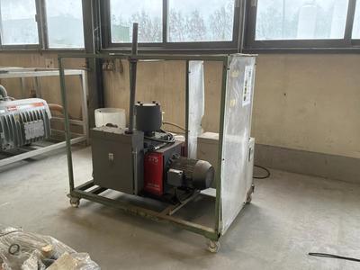 Overview picture of Edwards E1M275 Vacuum Pump