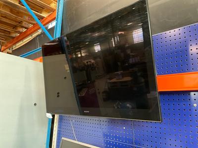Overview picture of 2010 sony KDL-52HX900 television