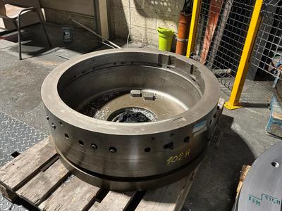 Overview picture of steel cylinder mold