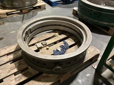Overview picture of steel cylinder mold