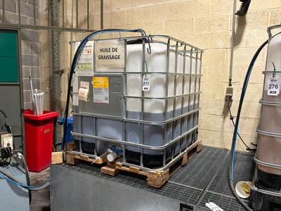 Immagine panoramica di 2023 Shell Tonna S3 M Lubrificante per fusti rotti