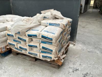 Overview picture of Crystacal Formula bag of hemihydrate casting powder