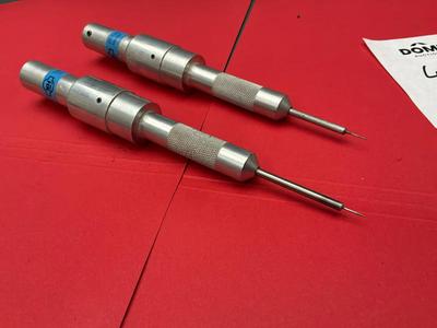 Overview picture of Measuring tools (2x)