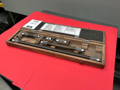 Overview picture of Mahr indoor measuring micrometer set