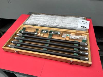 Overview picture of Mitutoyo Indoor measuring micrometer set