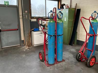 Overzichtsfoto van steekwagen voor las- en snijbranderset