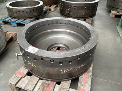 Overzichtsfoto van stalen cilinder mal