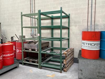 Overview picture of Tubular steel heavy duty pallet racking (2x)