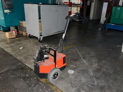 Overview picture of 2015 BT Movit TWE 100 pedestrian electric industrial tractor