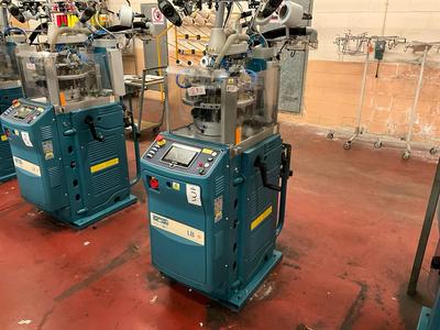 Overzichtsfoto van 2017 Lonati LB04E7 knittingmachine