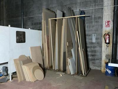 Übersichtsbild von wood stock