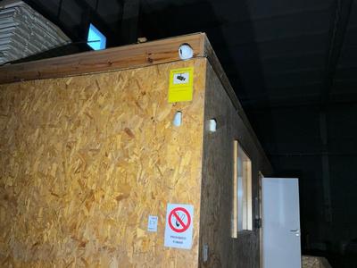 Overzichtsfoto van safire HTVR6108 security camera system