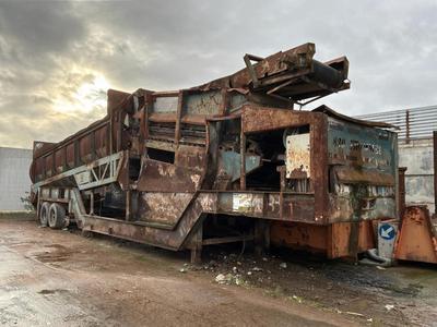 Übersichtsbild von Powerscreen 830 Trommel Mobiele zeefinstallatie - niet werkend