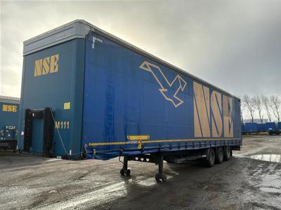 Immagine panoramica di 2015 Kogel S24 Mega oplegger (ref.M111)