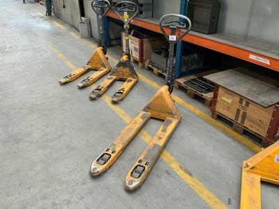 Overview picture of Pallet truck