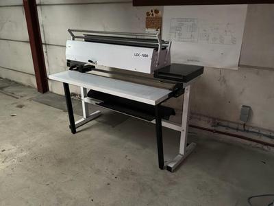 Imagen general de AO LDC1000 Vouw- en snijmachine