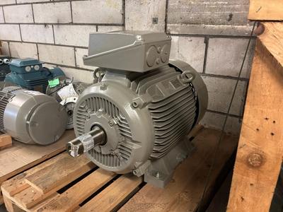 Übersichtsbild von MEZ-motors Elektrische motor