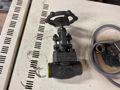 Översiktsbild av OMB DN20 gesmede klepafsluiter (10x)