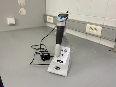 Imagen general de Hach Lange Tensette Plus 148 Variabele elektronische pipet.