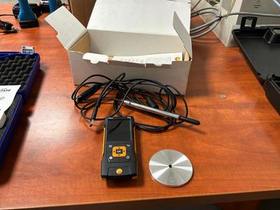 Imagen general de Testo 440 Multifunctioneel hand‑meetinstrument voor ventilatie‑ en klimaatmetingen.