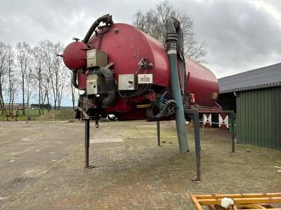 Overview picture of Ag-chem automaric mesttank