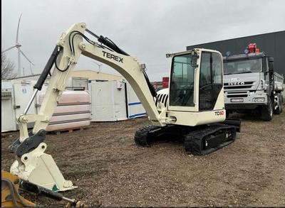 Overzichtsfoto van 2008 Terex TC60 rups-graafmachine