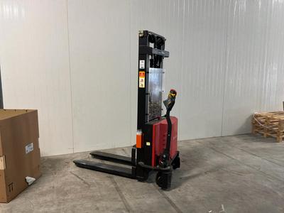 Overview picture of 2020 Toolforce PWS10s-i-3000 Electric Stacker