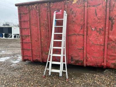 Immagine panoramica di Scala scorrevole in alluminio