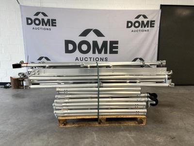 Overview picture of Petry Aluminum mobile folding scaffold