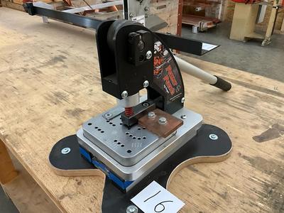 Übersichtsbild von yellotools power punch stanzpresse