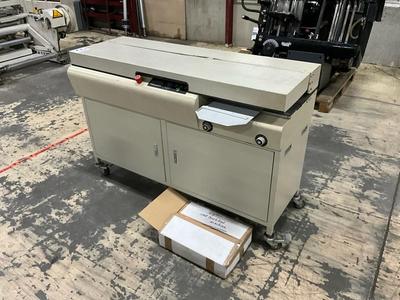 Overview picture of 2016 Dumor CB-970V6 glue binding machine