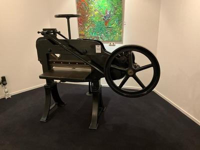 Immagine panoramica di Mansfeld Antique cast iron guillotine shear