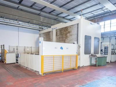 Immagine panoramica di 1998 MANDELLI REGENT 1001 M 14 / U 4000 CNC MILLING MACHINE