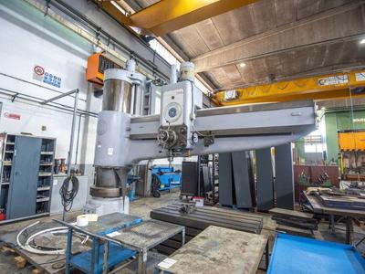 Immagine panoramica di 1988 TRMH 3000 Radial Drilling Machine