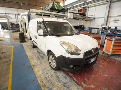 Overzichtsfoto van 2012 FIAT DOBLO' CAR