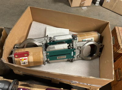 Översiktsbild av B Combination of pumps (lot 349-399)