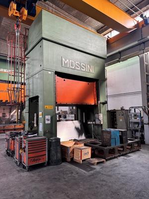 Photo d'aperçu de 1995 MOSSINI PO/2M/P 250 HYDRAULIC PRESS 250 TON