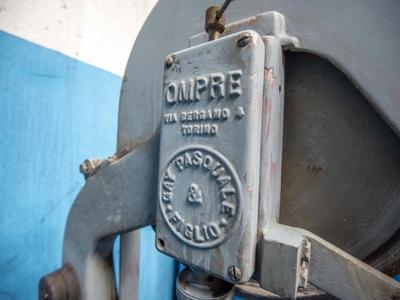 Immagine panoramica di LEVIGATRICE A NASTRO OMPRE