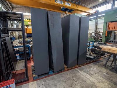 Immagine panoramica di ARMADIO DA OFFICINA N°4