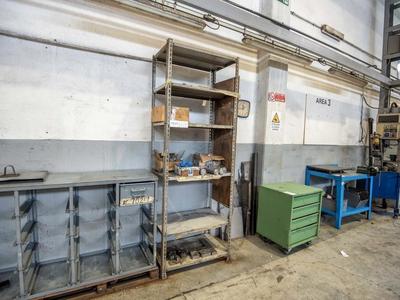 Immagine panoramica di ARMADIO DA OFFICINA