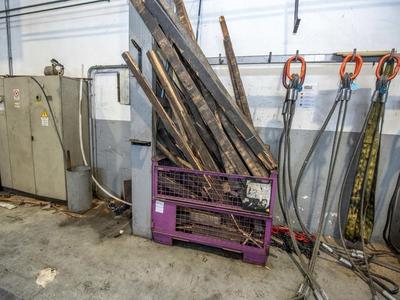 Immagine panoramica di Contenitore in rete metallica