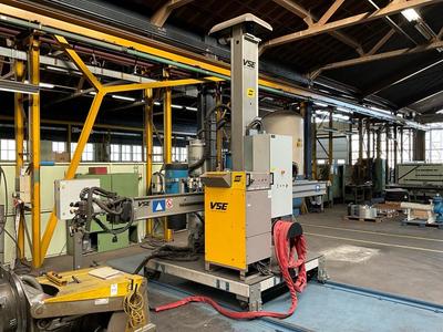 Översiktsbild av 2016 ESAB CaB 300 M kolom- en gieklasmachine